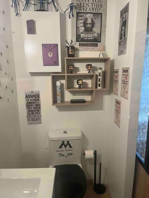 La Chambre Des Secrets Perougien Pérouges エクステリア 写真